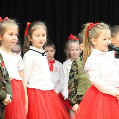 abol-08-rzedszkole-gminne-swieto-niepodl-17_b