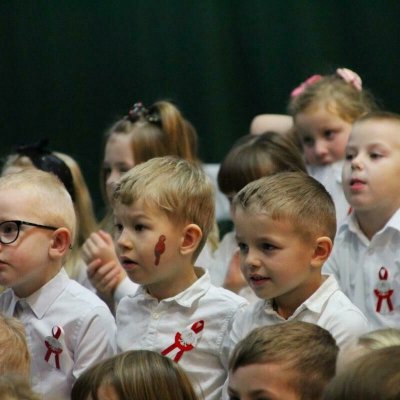 abol-08-rzedszkole-gminne-swieto-niepodl-22_b