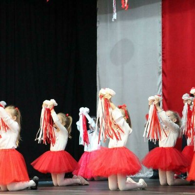 abol-08-rzedszkole-gminne-swieto-niepodl-24_b