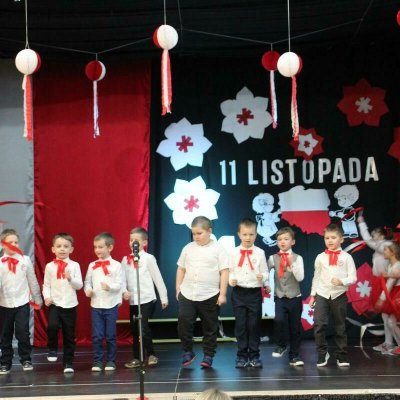 abol-08-rzedszkole-gminne-swieto-niepodl-45_b