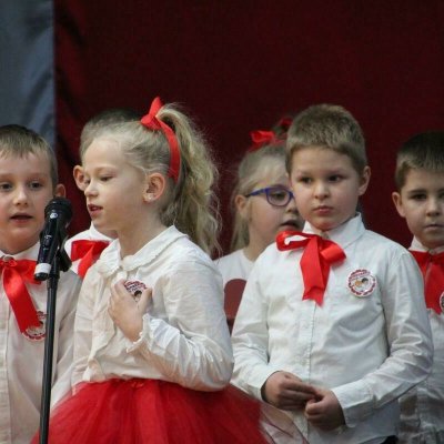 abol-08-rzedszkole-gminne-swieto-niepodl-65_b