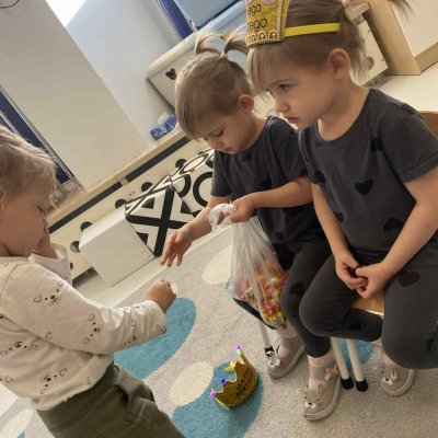 b19b94ad-9e0b-4c77-b2ff-38e7a84ab8db