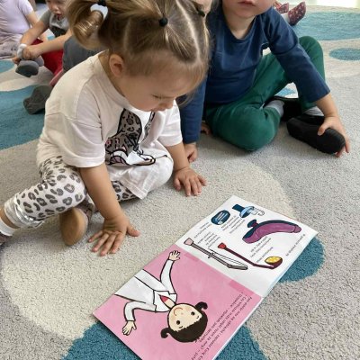 72700252-d2e2-43a9-ae60-203b35af4f52