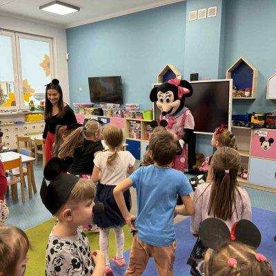 d3dae792-d7f0-466a-b7d9-63fff1ea2017