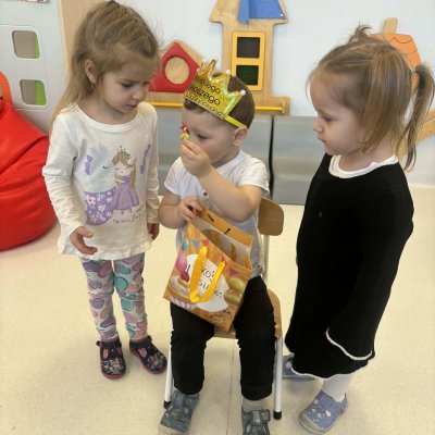 b62475bb-bf46-4830-af5a-8e794c2da3fe