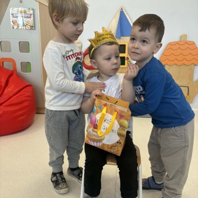 e49da4de-669b-4982-b5e8-e58106988732