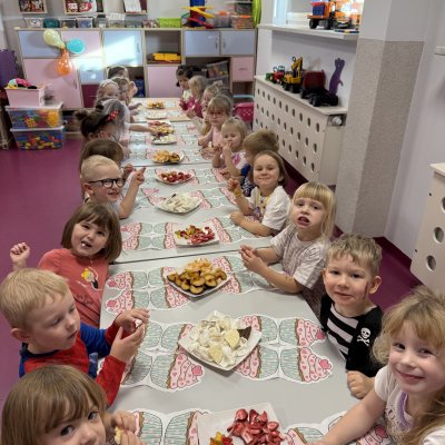 Dzień postaci z bajek - poczęstunek