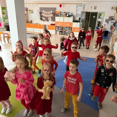 da9a9e49-6576-487e-8f86-3d60e03fcdc5