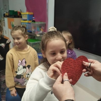 82aeb946-114b-40e5-a9eb-ac6b5aadded4