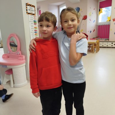 6b6127b9-7bda-4d14-b50e-8e1ca9d8f20e