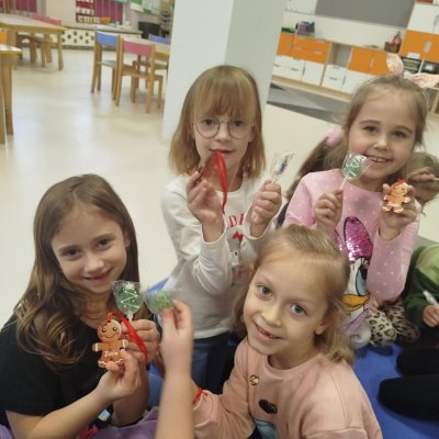 83363180-7bbb-4445-a875-a5f87228fcb2