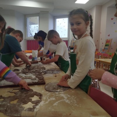 bba8b276-e0dd-487f-b0e5-f811107ca417