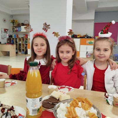 fefed415-02c1-4857-82d3-4a7d1d410f1b