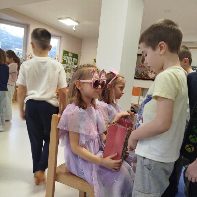 75dc58d9-bf84-4d77-9fe5-5d9a01ceddef