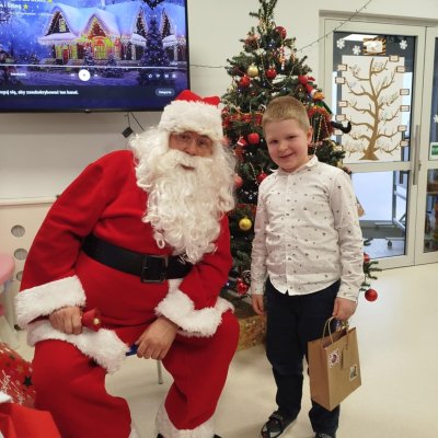 0f772500-a6a2-4e2e-9352-02e6d470d596