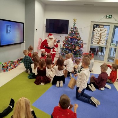 a9bfe813-b9c9-4196-a11c-914f76348055