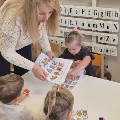 aa0298be-ea35-4635-b912-2ee04bff8848