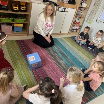 64fd850c-8789-44f8-9b9a-536a2436cd50