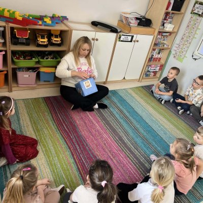 9ce182c4-82e9-48cc-a1e8-16628716b8fe